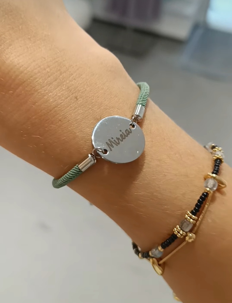 Pulsera Cordón Medalla Grabable Plateado (+ COLORES)