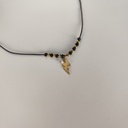 Collar Cuerda Macramé Negro Rayo (Dorado)
