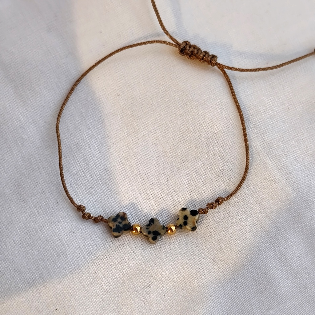 Pulsera Marrón Tréboles (Dorado)