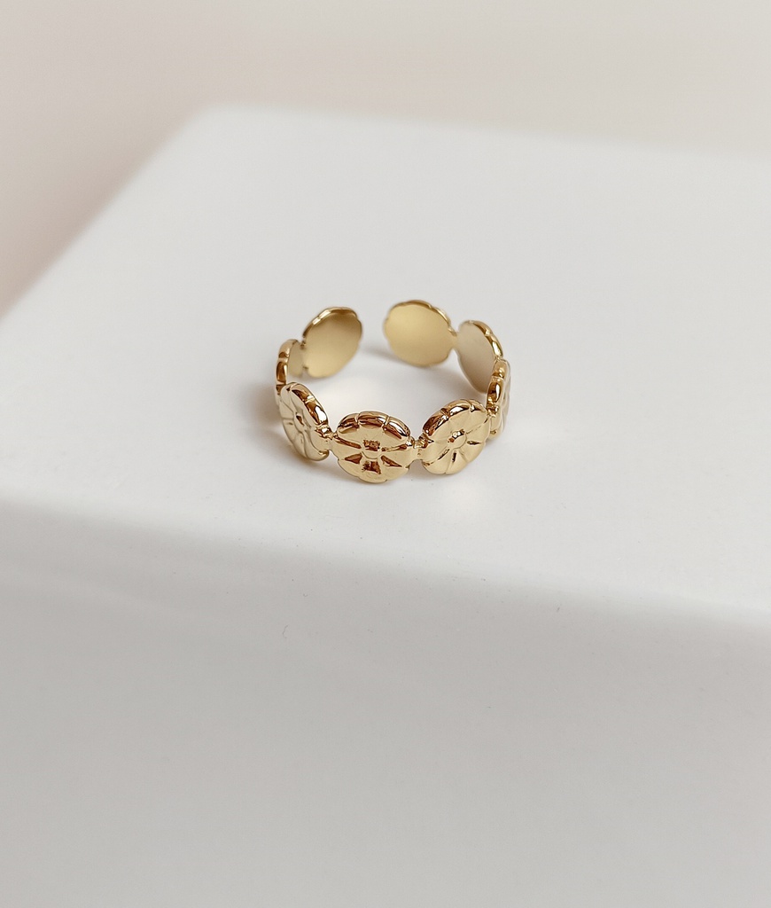 Anillo Flores Medianas Dorado
