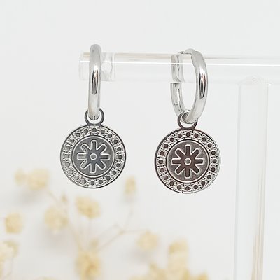 Aritos Charm Extraíble Medalla Flor Plateado