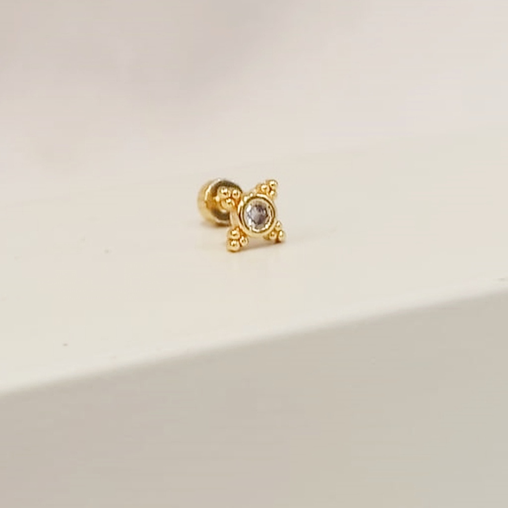 Pendiente Circonita Cuatro esquinas Dorado (Rosca)