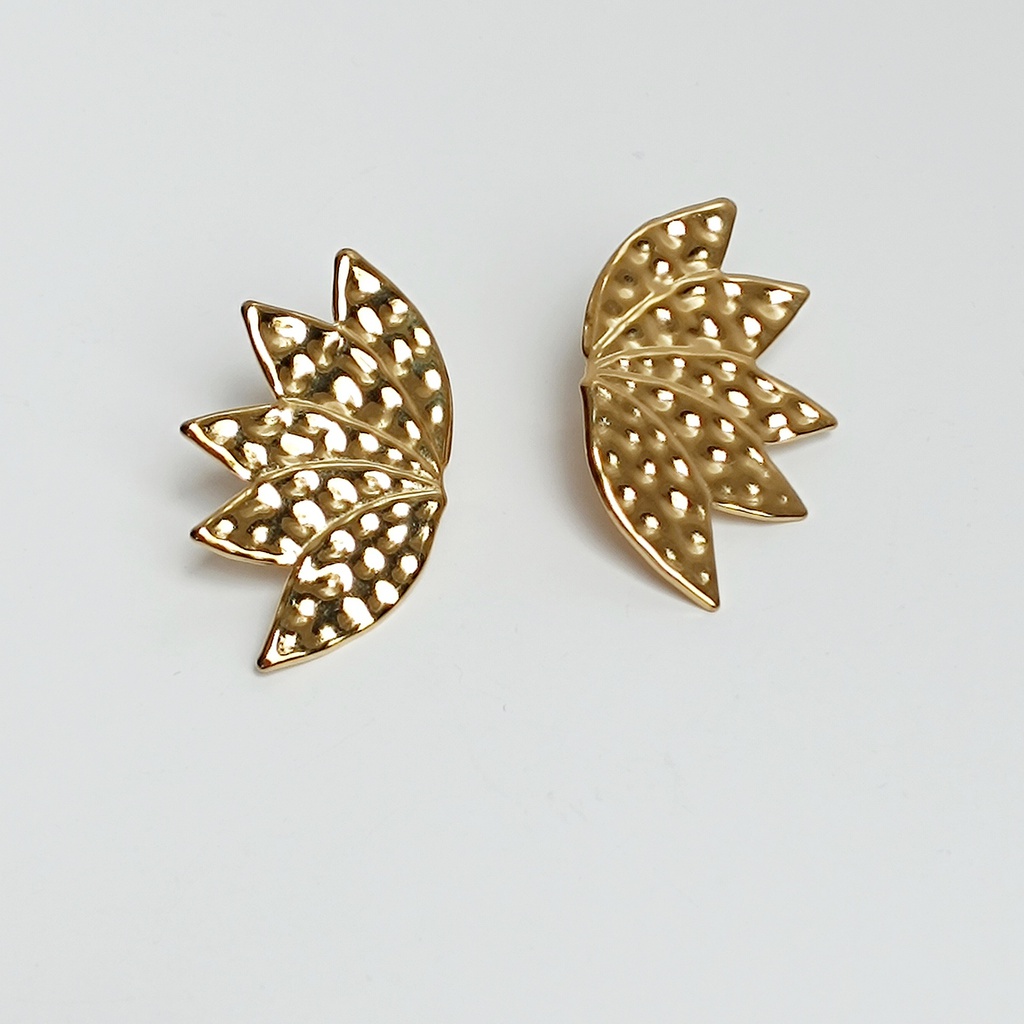Pendientes Semi Hoja Dorados