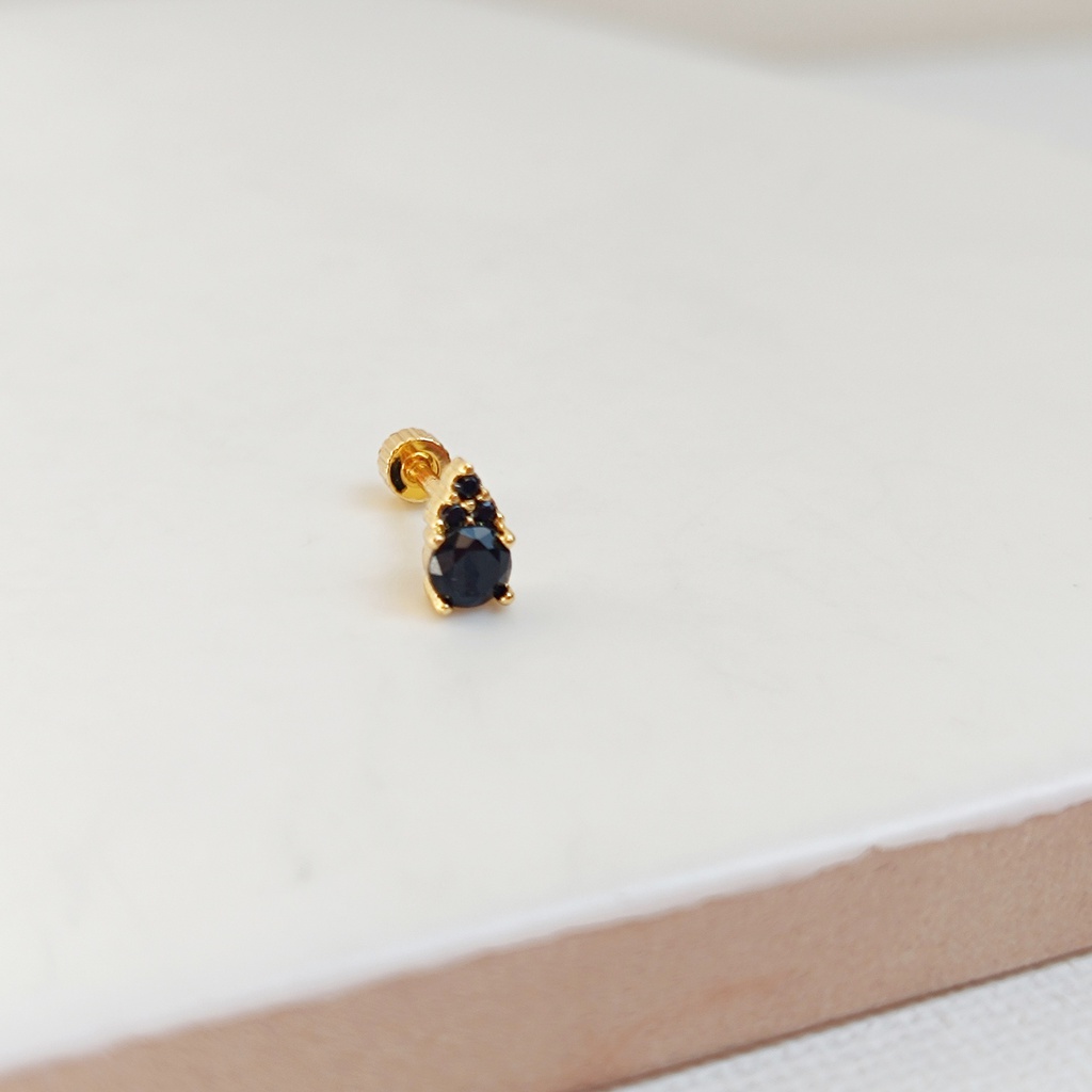 Pendiente Circonita Negra Dorado (Rosca)