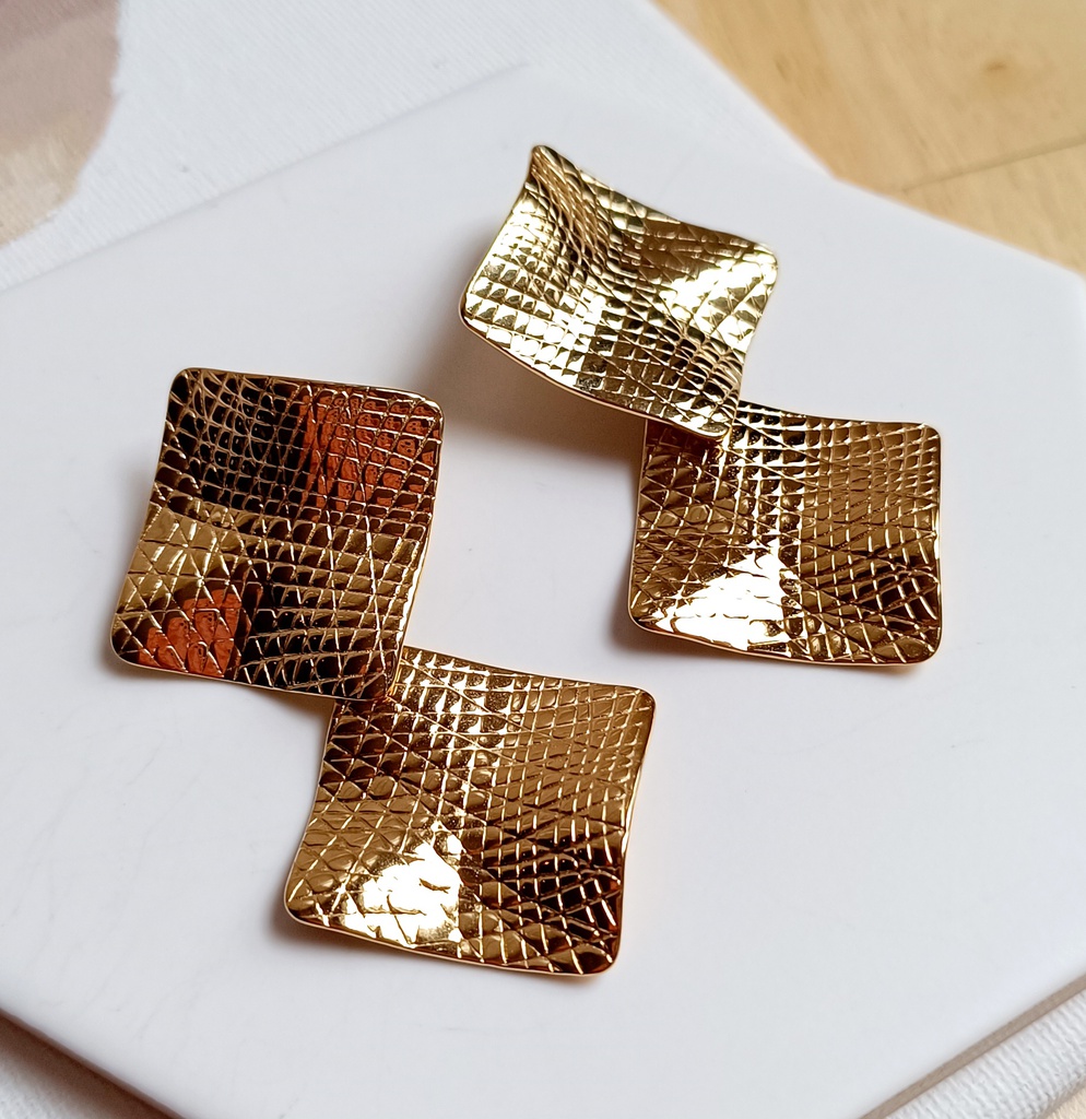 Pendientes Doble Cuadrado Textura Dorado