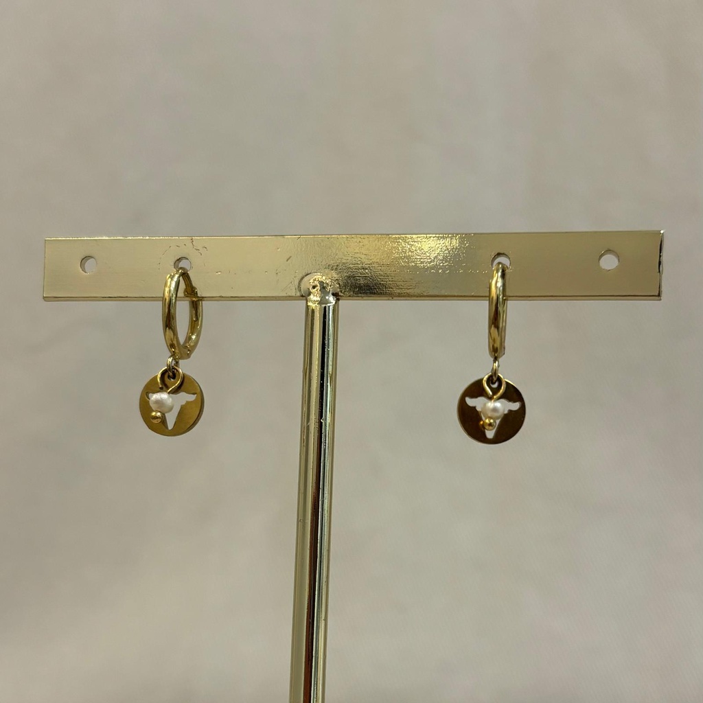 Arito Charm Tauro Con Perla Dorado