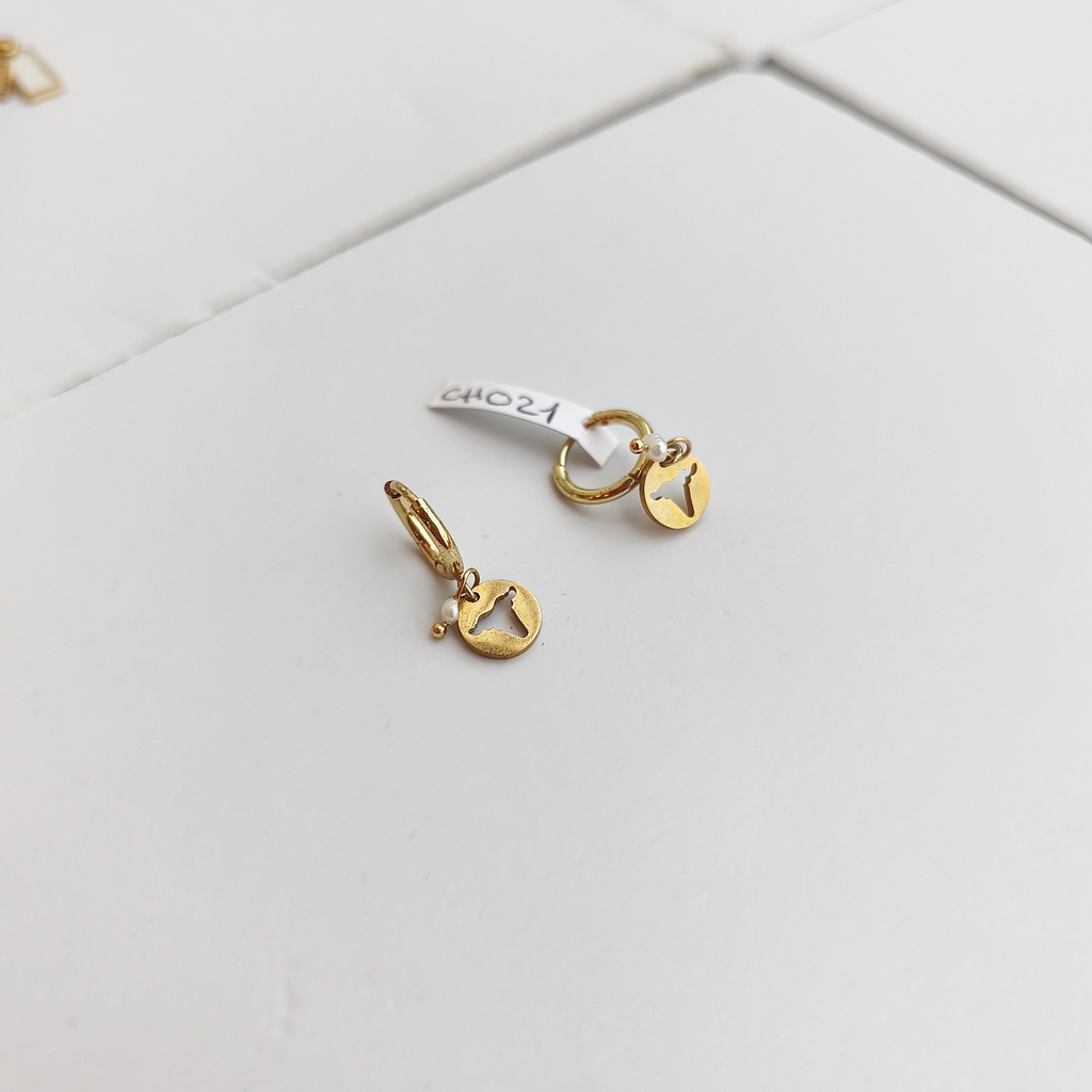 Arito Charm Tauro Con Perla Dorado