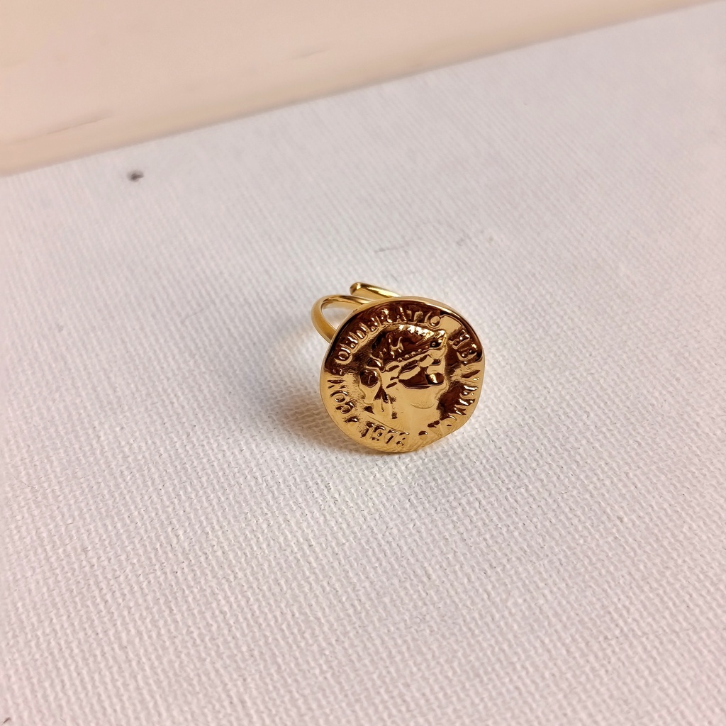 Anillo Sello Roman (Dorado)