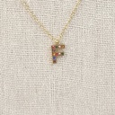 Collar Inicial Dorada Brillos Multicolor Letra "F"