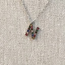 Collar Inicial Plateada Brillo Multicolor Letra "N"