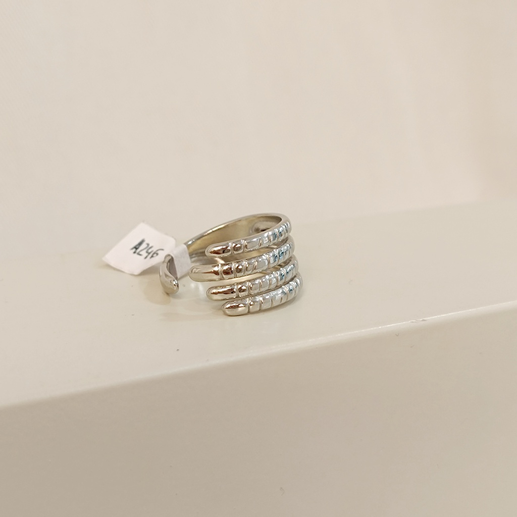 Anillo Mistery Hand Plateado